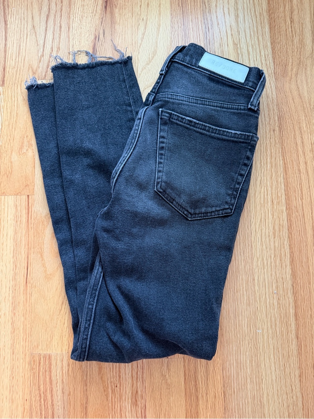 Re/done stovepipe jeans